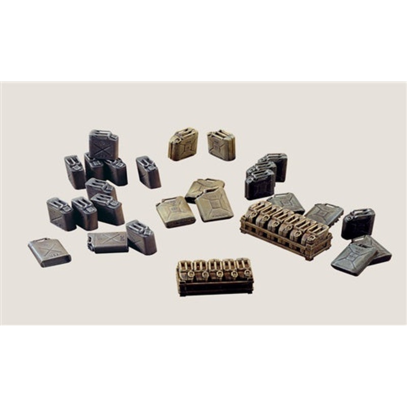 Italeri 1:35 Jerry Cans