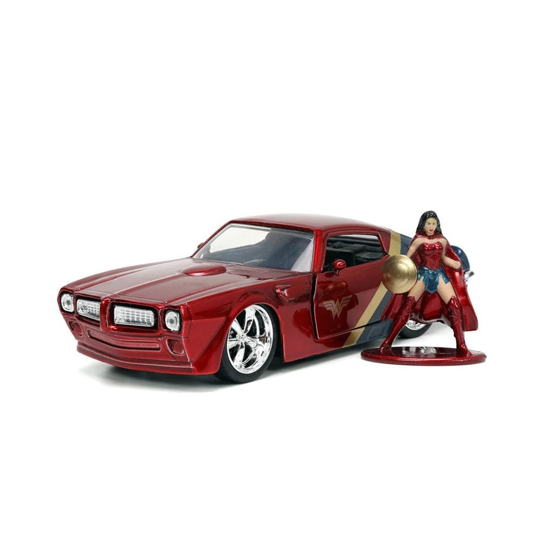 Jada - Wonder Woman 1972 Pontiac Firebird 1:32