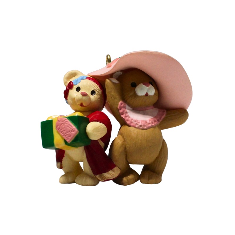 Hallmark Ornament: 1996 Sister to Sister | QX5834