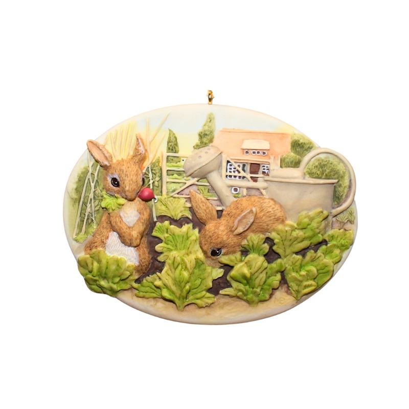 Hallmark Ornament: 1997 Garden Bunnies | QEO8702