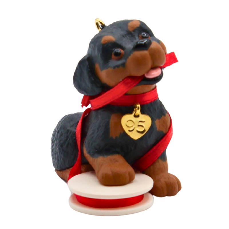 Hallmark Ornament: 1995 Puppy Love | QX5137