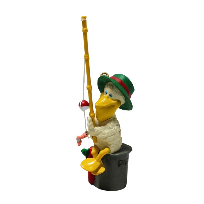 Hallmark Ornament: 1993 Fills the Bill | QX5572