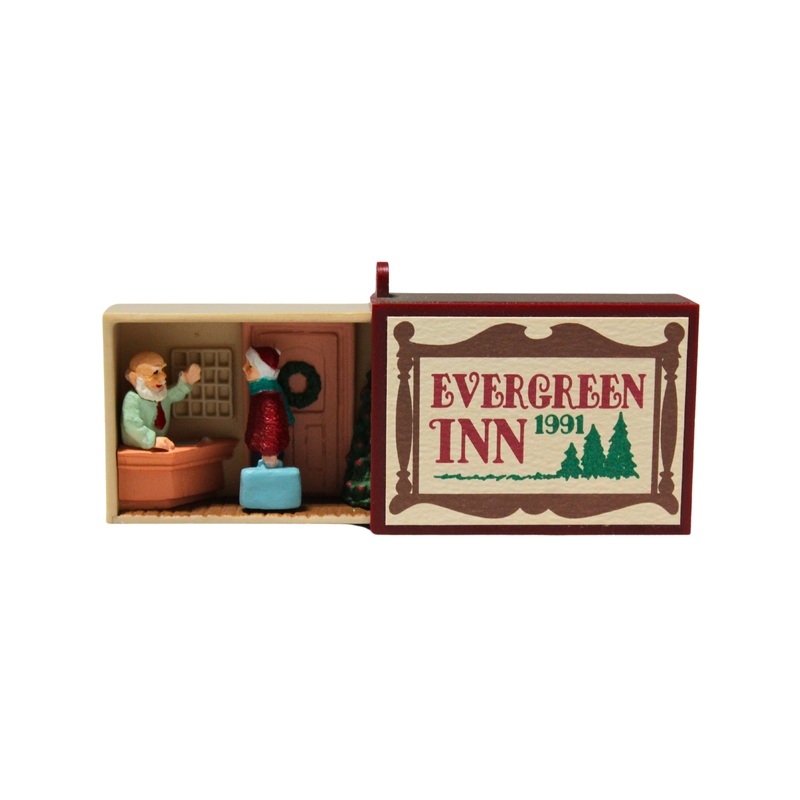 Hallmark Ornament: 1991 Evergreen Inn | QX5389