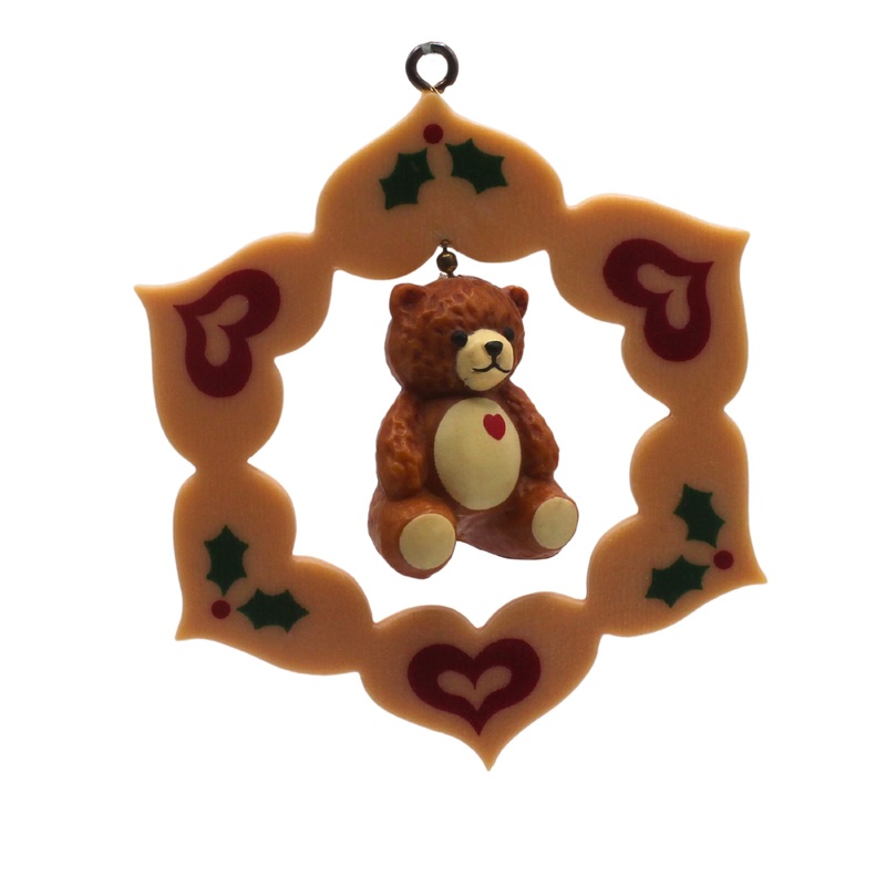Hallmark Ornament: 1988 Loving Bear | QX4934