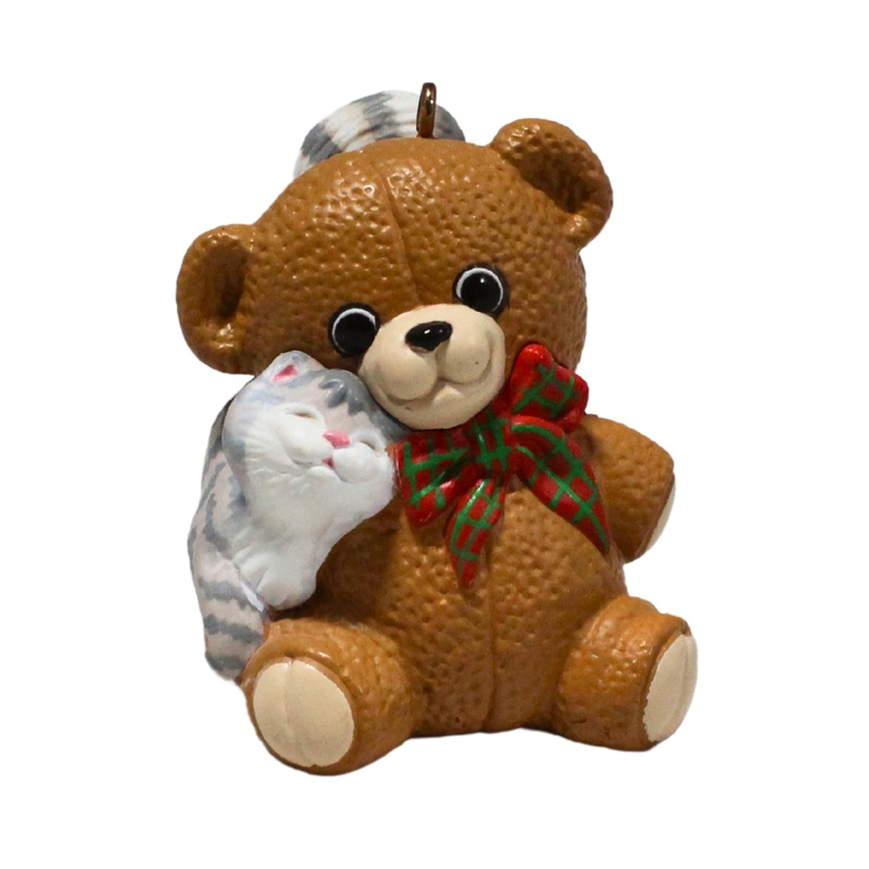 Hallmark Ornament: 1988 Purrfect Snuggle  | QX4744