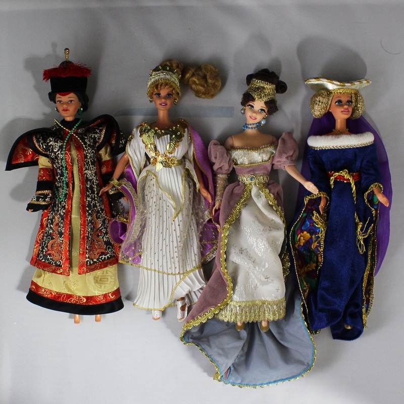 Great Era's No Box Barbies | No Box