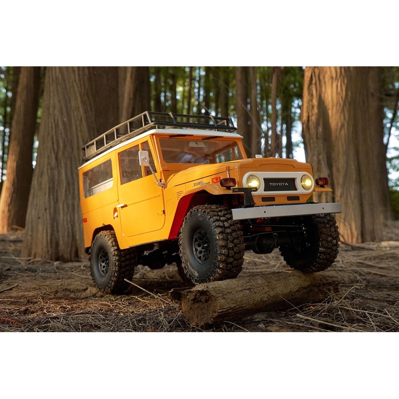 FMS Toyota FJ40 Yellow 1/10 Scale 4WD Crawler - RTR