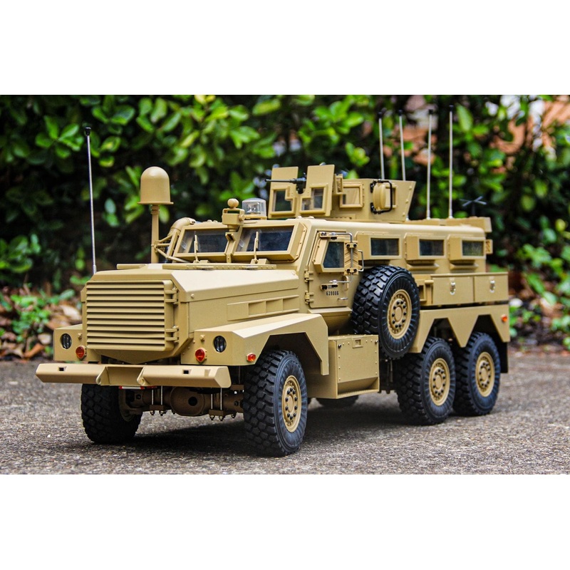 Heng Guan US Military MRAP Tan 1/12 Scale 6x6 Armored Tactical Vehicle - RTR