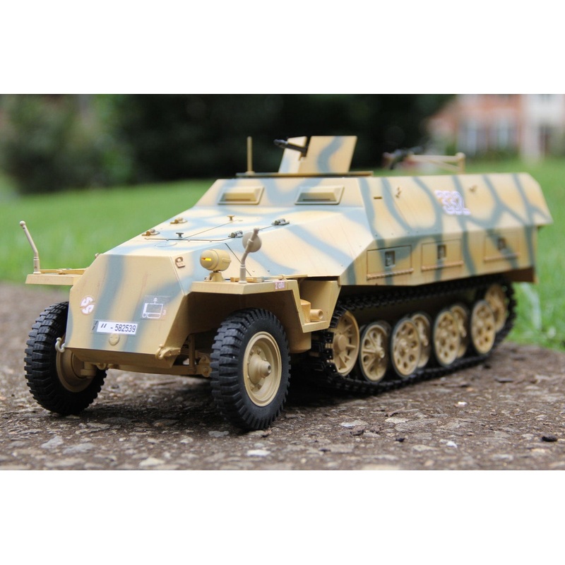 Torro German Sd.Kfz. 251/1 Ausf. D Camo 1/16 Scale Armored Halftrack - RTR