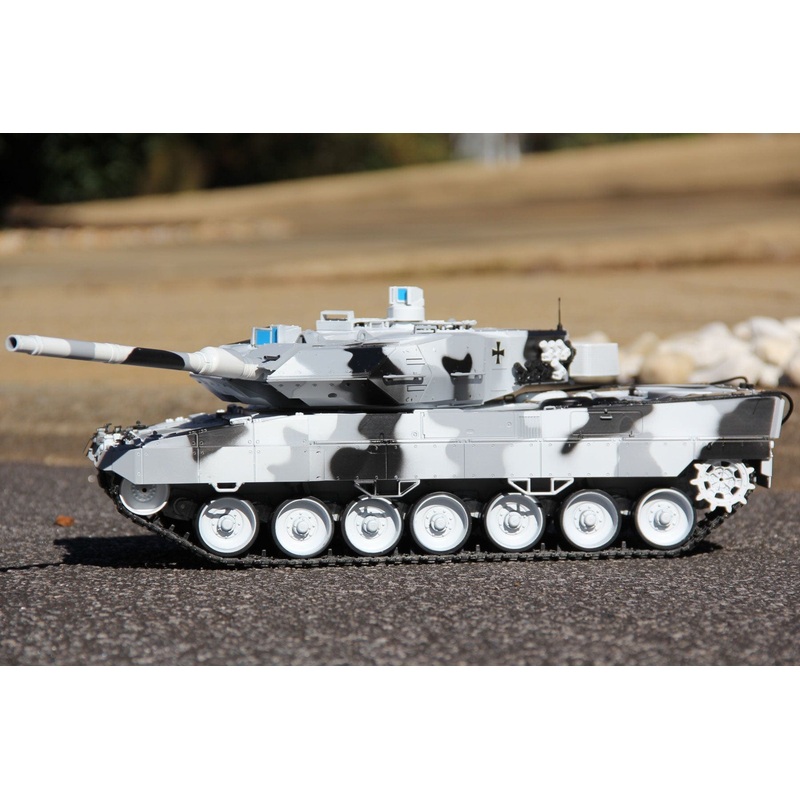 Heng Long German Leopard 2A6 Winter Camo Upgrade Edition 1/16 Scale Battle Tank - RTR