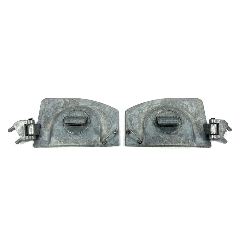 Mato 1/16 Scale M10 Metal Front Hatches (2)