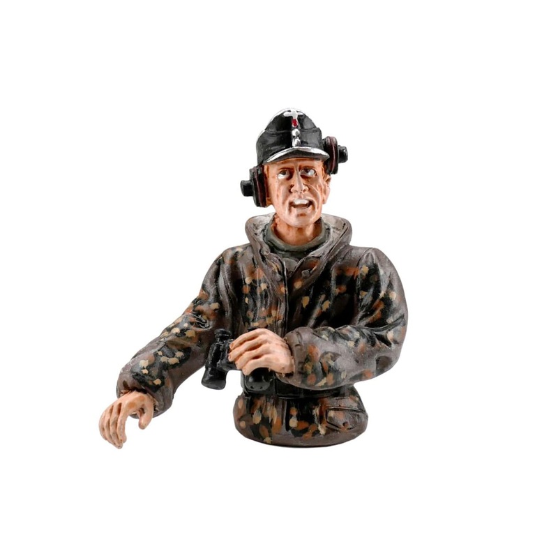 Torro 1/16 Scale Figure Tank Commander Summer Camouflage